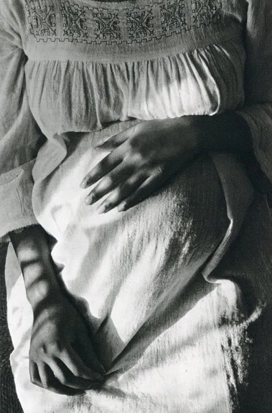Edouard Boubat (French, 1923-1999) Print: Edouard Boubat (French, 1923-1999) Print. Paris, "1976". Printed in 1988. 6.00 x 8.50 inches. Not hand-signed unless otherwise stated. Photomechanical Print. Lots that contain nudity have been