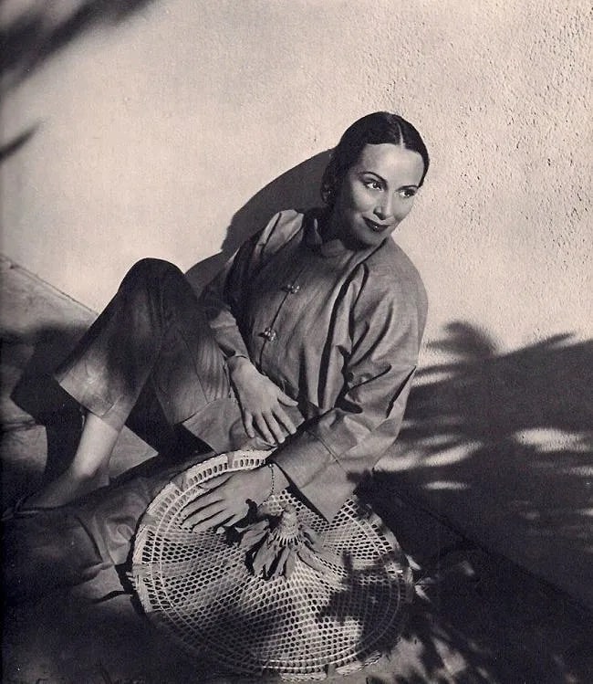 Louise Dahl-Wolfe (American, 1895-1989) Print: Louise ahl-Wolfe (American, 1895-1989) Print. Dolores del Rio a Hollywood. Printed in 1940. 9.00 x 9.00 inches. Not hand-signed unless otherwise stated. Photomechanical Print. Lots that contain