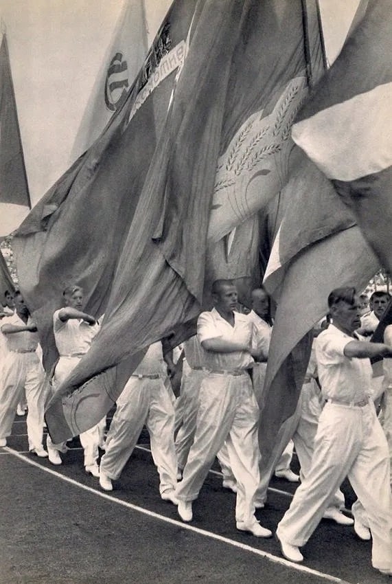 Henri Cartier-Bresson (French, 1908-2004) Print: Cartier-Bresson (French, 1908-2004) Print. Sports Parade in Moscow. Printed in 1955. 9.00 x 13.00 inches. Not hand-signed unless otherwise stated. Photomechanical Print. Lots that contain nudity have 