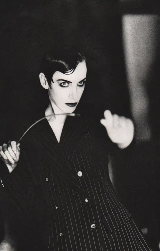 Ellen Von Unwerth (German, b. 1954) Print: Ellen Von Unwerth (German, b. 1954) Print. Annie Lennox. Printed in 1995. 9.00 x 14.00 inches. Not hand-signed unless otherwise stated. Photomechanical Print. Lots that contain nudity have been