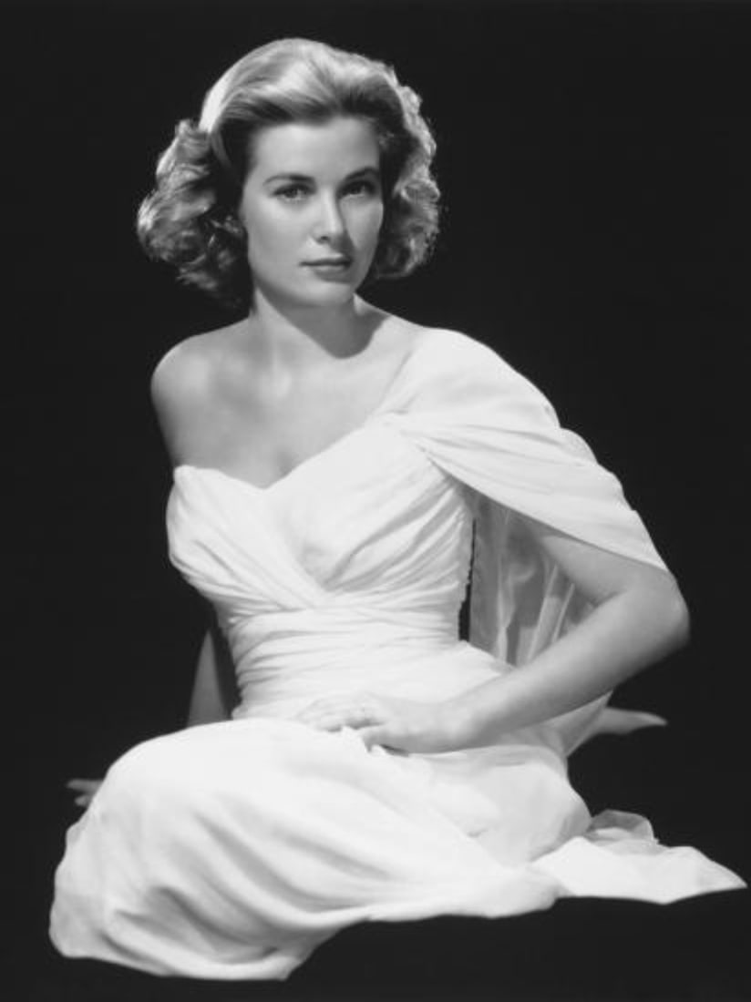 Grace Kelly (American, 1929-1982) Print: Grace Kelly (American, 1929-1982) Print. 29.50 x 39.00 inches. Not hand-signed unless otherwise stated. Photomechanical Print. Lots that contain nudity have been partially obscured in the listing;