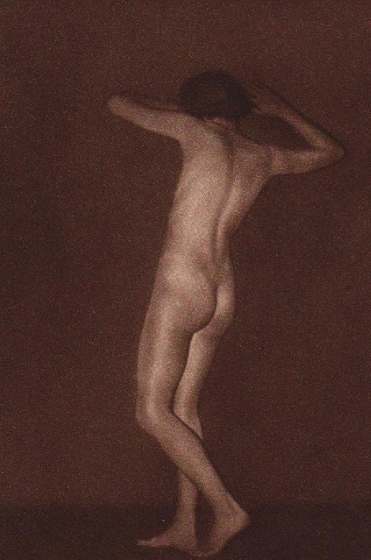 Germaine Krull (German, 1897-1985) Print: Germaine Krull (German, 1897-1985) Print. Female, Nude. Printed in 1926, Germany. 6.00 x 8.00 inches. Buchverlag. Not hand-signed unless otherwise stated. Photomechanical Print. Lots that contain