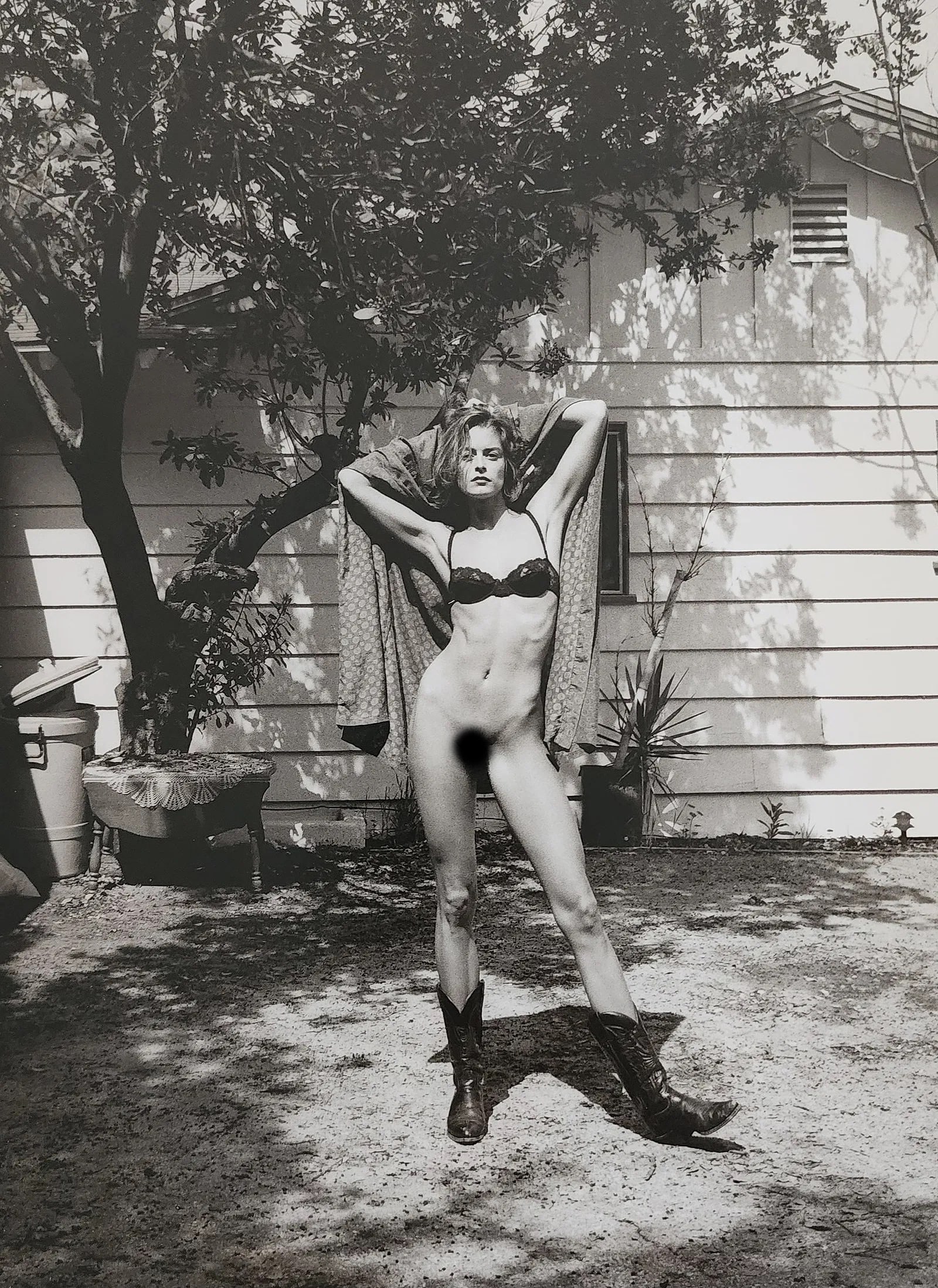 Helmut Newton (German-Australian, 1920-2004) Print: Helmut Newton (German-Australian, 1920-2004) Print. Nude. 10.50 x 8.50 inches. Printed in 2004, Italy. Photogravure/Heliogravure. Not hand-signed unless otherwise stated. Photomechanical Print. Lots t
