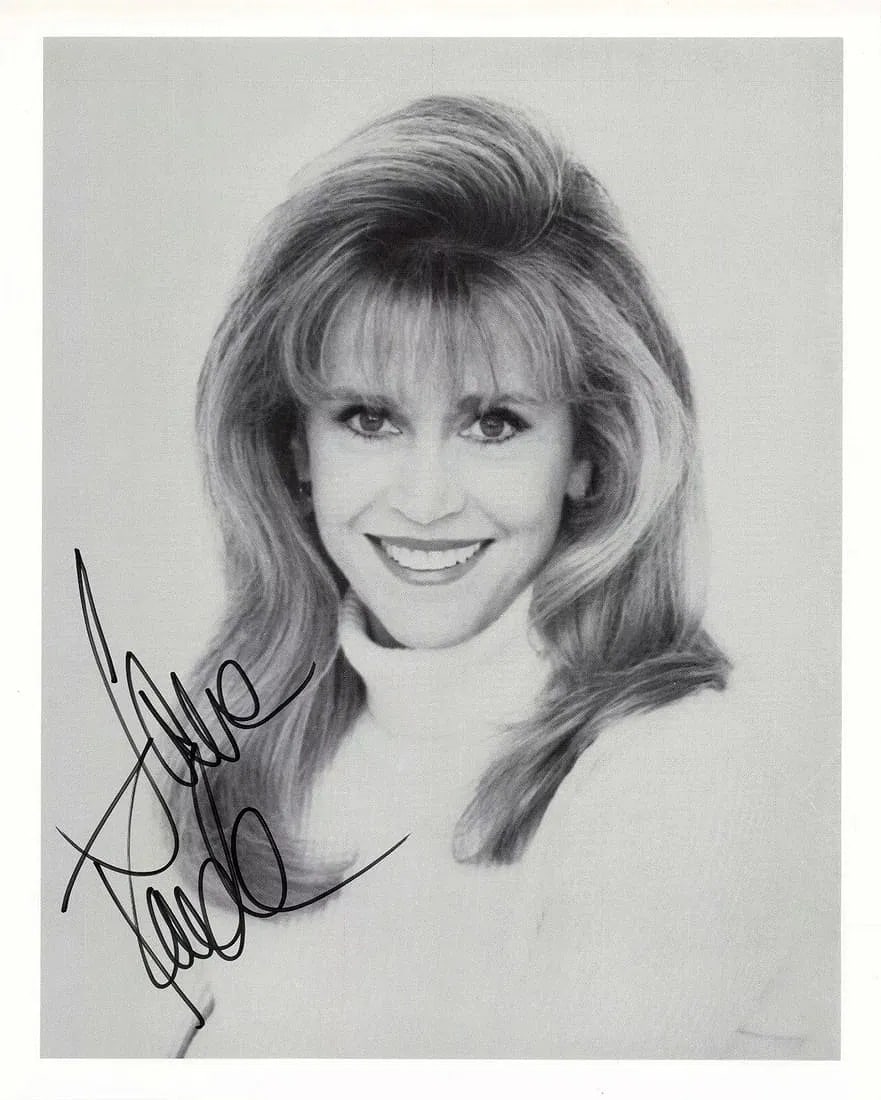 Jane Fonda Facismile Photo: Jane Fonda Facismile Photo. Signed in the print. Not hand-signed unless otherwise stated. Photomechanical Print. Lots that contain nudity have been partially obscured in the listing; unblurred images 