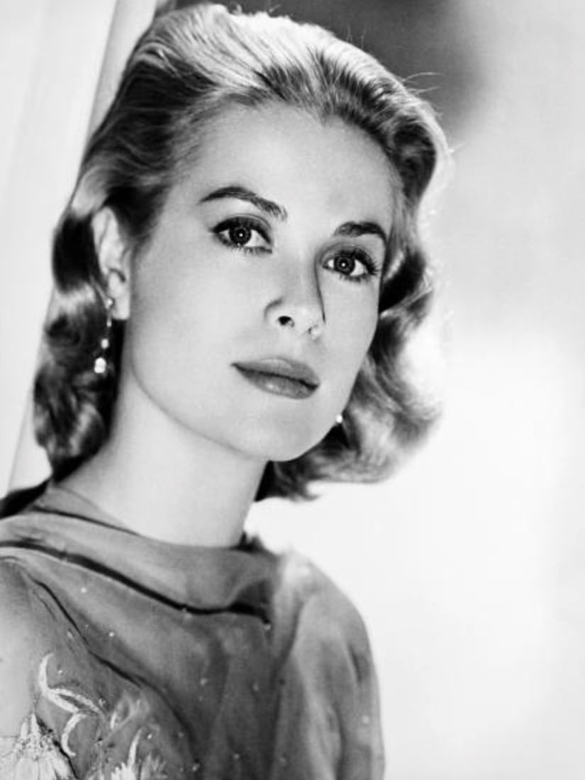Grace Kelly (American, 1929-1982) Print: Grace Kelly (American, 1929-1982) Print. "1955". 30.00 x 39.00 inches. Not hand-signed unless otherwise stated. Photomechanical Print. Lots that contain nudity have been partially obscured in the list
