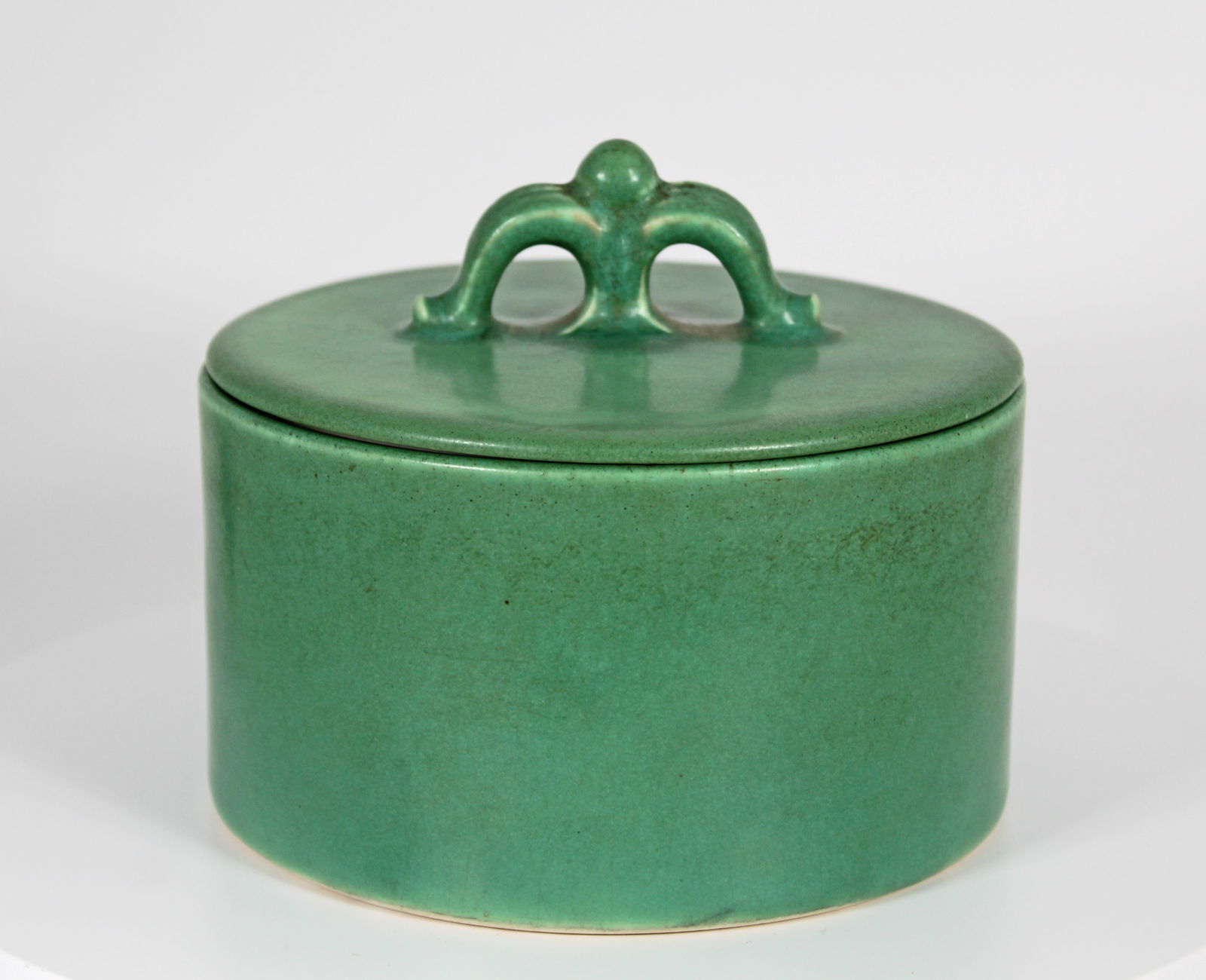 Rookwood lidded Butter Container (1 of 18)