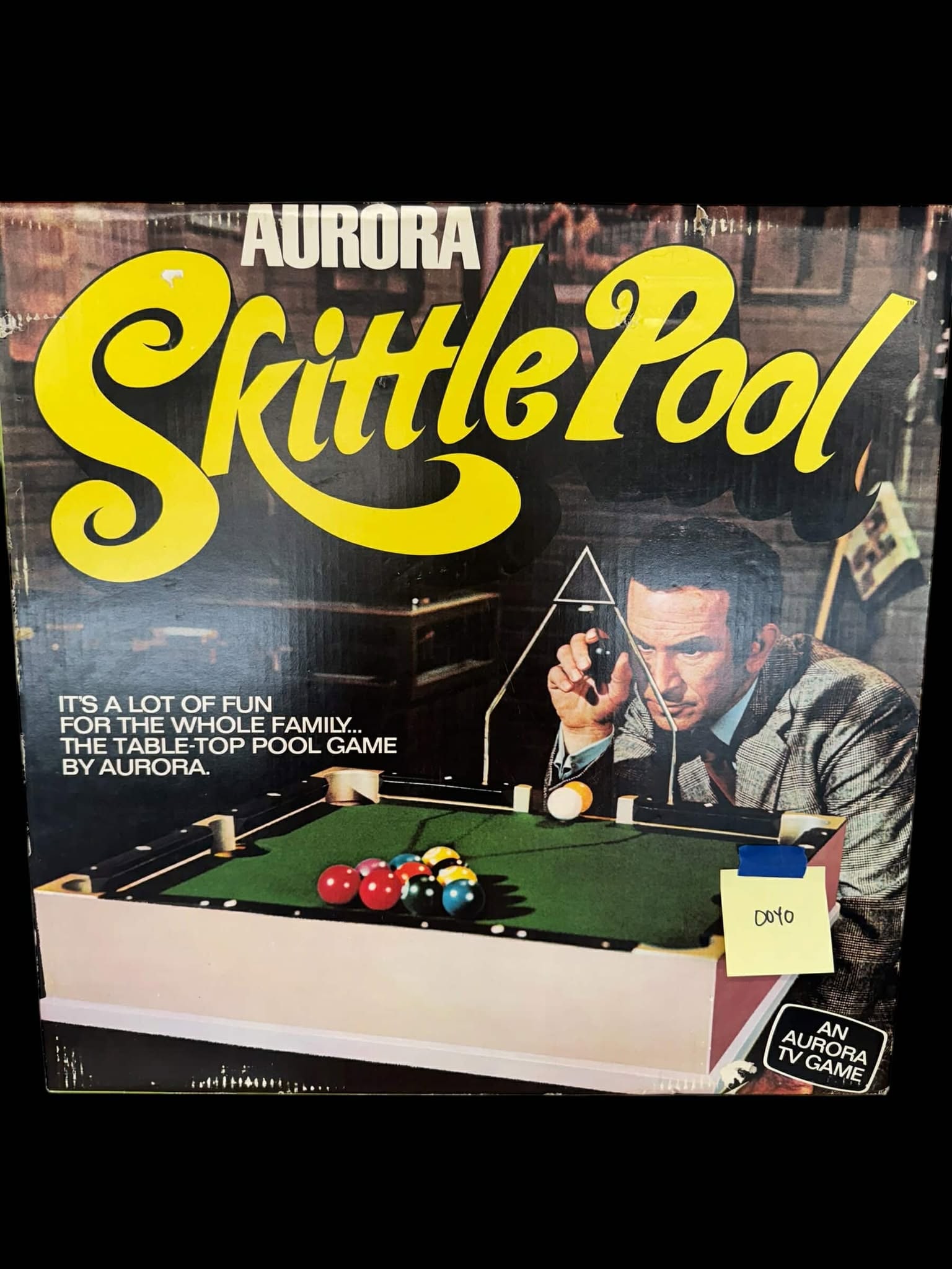 Aurora Skittle Pool ( like new): The Aurora Skittle Pool is a vintage tabletop game produced by the Aurora Plastics Corporation in the early 1970s. Designed to emulate the classic game of pool, it features a compact setup suitable fo