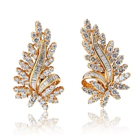 Oscar Heyman 18k Gold 8.5ct Diamond Earrings