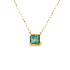 14KT Yellow Gold Emerald Necklace