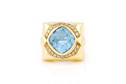 Circa 198o's 14k Yellow Gold Aquamarine Diamond Ring