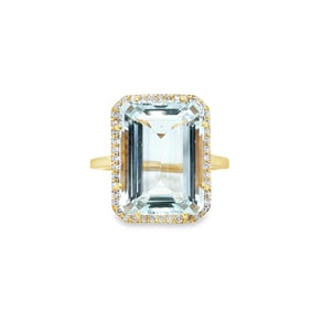 18k Yellow Gold Aquamarine and Diamond Ring
