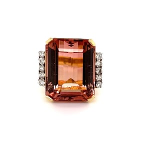 Vintage 27.90ct Peach Tourmaline Diamond 18K Gold Ring