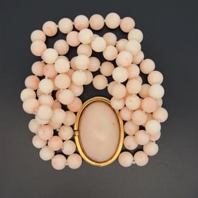 18k Gold Angelskin Coral Bracelet