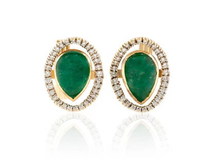 Vintage 14k Gold 15ct Emerald Diamond Cufflinks: 1970s vintage cufflinks finely crafted in 14k yellow gold, set with two impressive pear-shaped cabochon emeralds (approx. 15.00 carats total) and accented by 2.50 carats of round brilliant diamonds. U