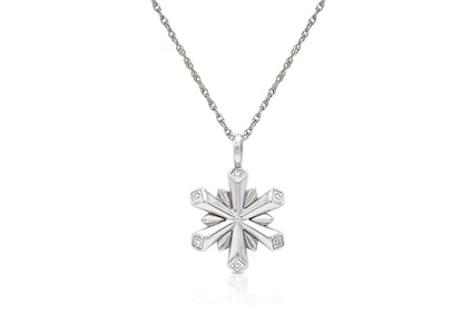 Tiffany 18k White Gold Snowflake Necklace 4.9 Grams
