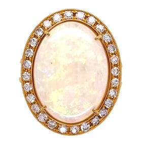 18K Gold 8.60ct Australian White Opal Diamond Ring