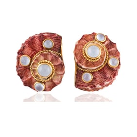 MAZ 14k Gold Pink Shell Moonstone Earrings