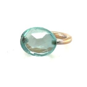18k Gold 10ct Aquamarine Ring