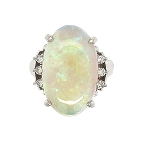 Platinum 9.55ct Opal Diamond Ring