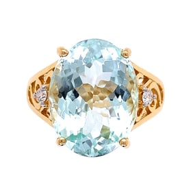 18k Gold 9ct Aquamarine Diamond Ring