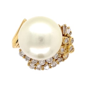 18k Gold South Sea Pearl Diamond Ring