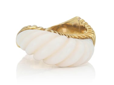 Tiffany 18k Gold Carved White Coral Ring