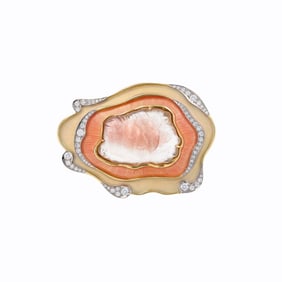 Elizabeth Gage 18k Gold Moonstone Enamel Diamond Brooch