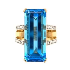 14k Gold 9ct Blue Topaz Diamond Ring