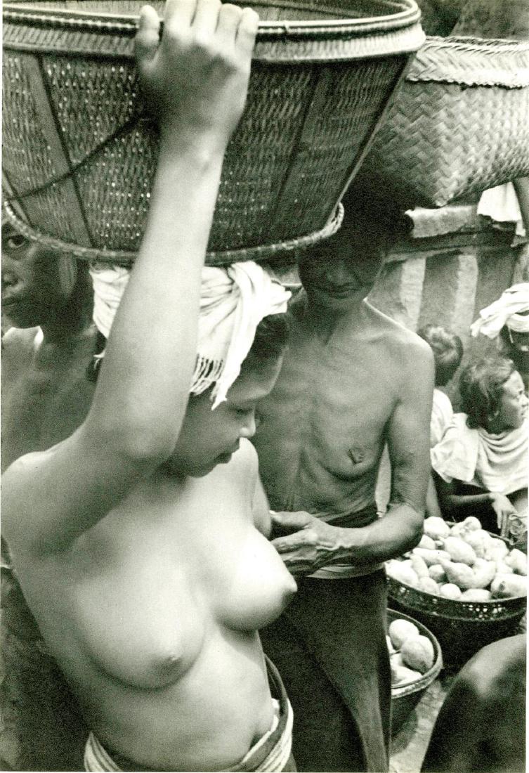 HENRI CARTIER-BRESSON - Bali Nude, Indonesia: Henri Cartier-Bresson (French, 1908 - 2004). "Bali Nude, Indonesia". Original vintage photogravure. 1950. Printed 1953. Stamped with the photographer's name, verso. Edition unknown, presumed small. Hi