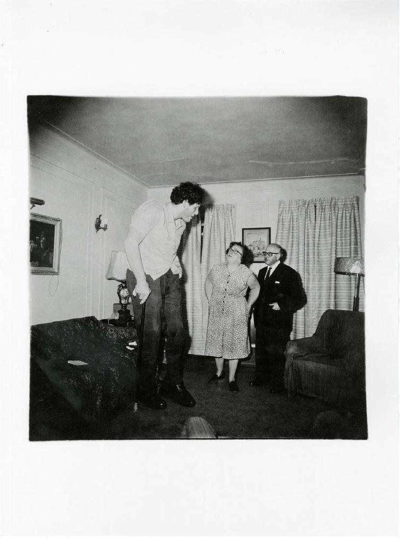 DIANE ARBUS - Jewish Giant at Home with His (1 of 1)