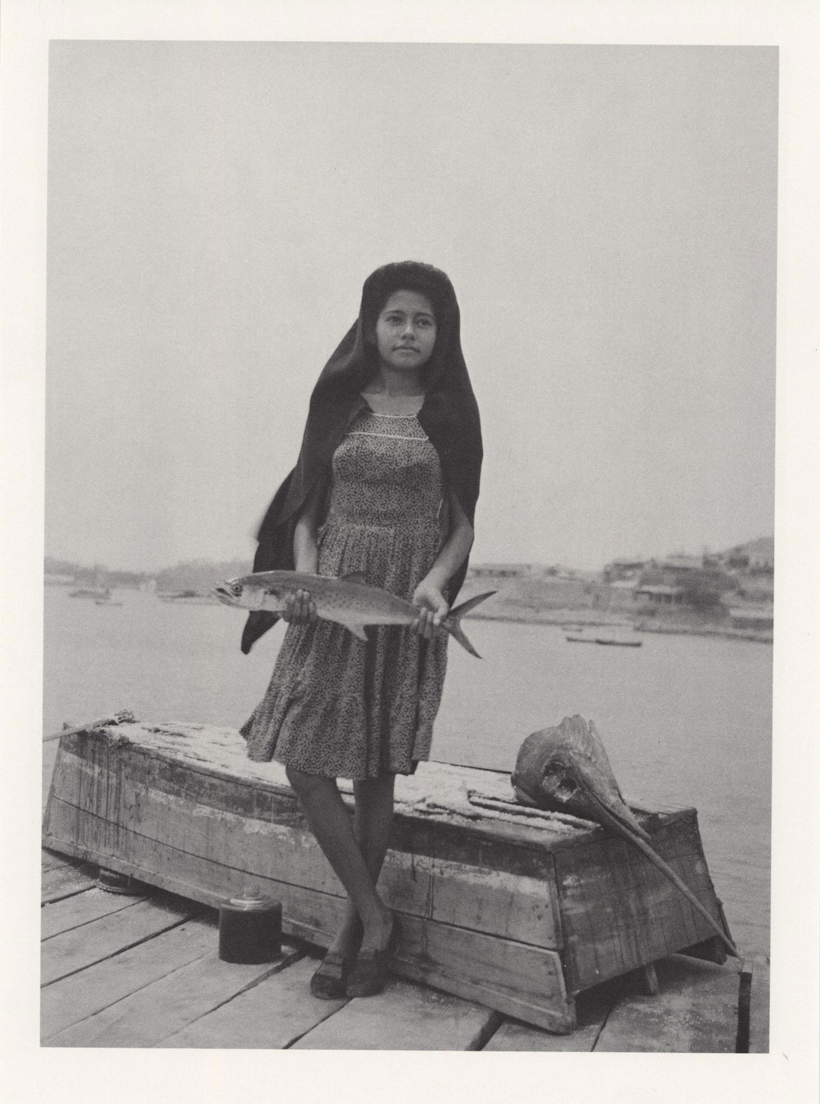 MANUEL ALVAREZ BRAVO - Un Pez Se Llaman Sierra - (1 of 1)