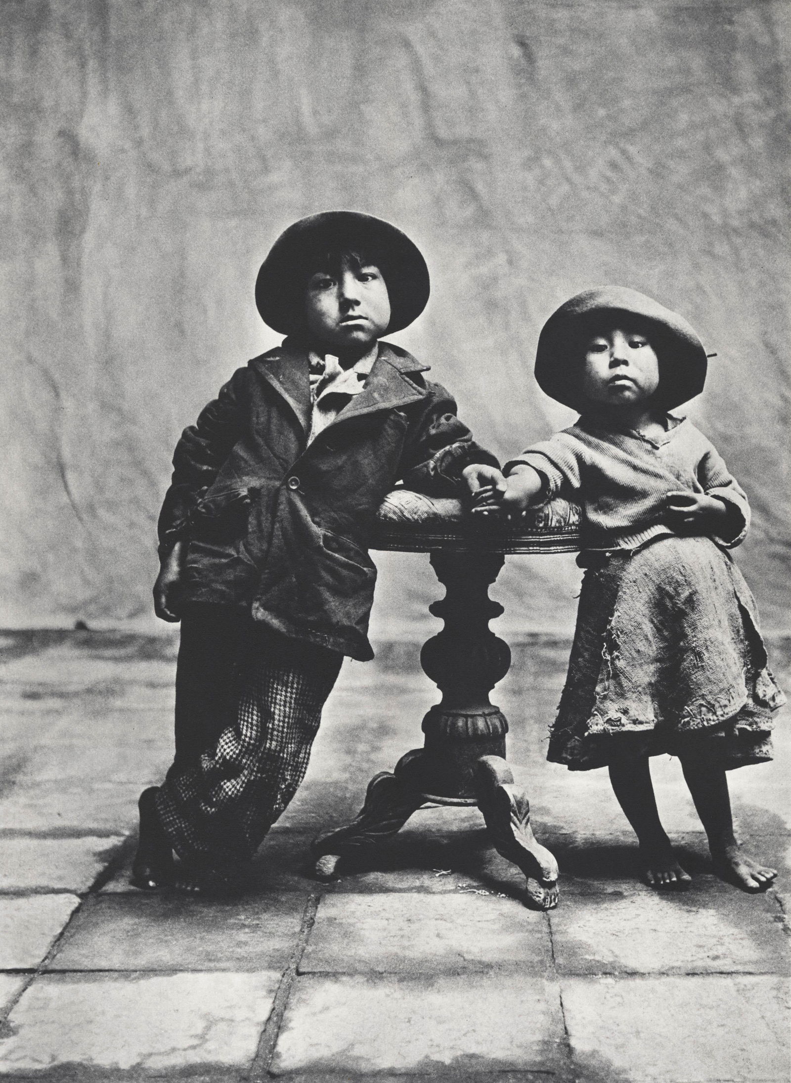 IRVING PENN - Cuzco Children, Peru - Original (1 of 1)