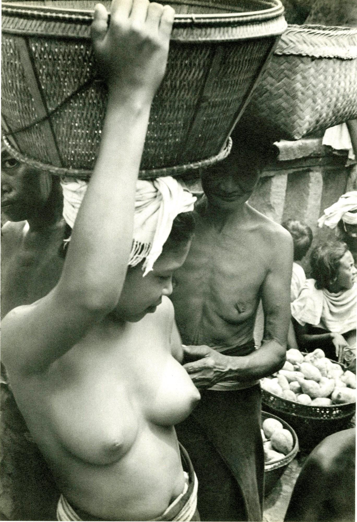 HENRI CARTIER-BRESSON - Bali Nude, Indonesia - Original: Artist: Henri Cartier-Bresson (French, 1908 - 2004). Title: "Bali Nude, Indonesia". Medium: Original vintage photogravure. Date: Composed 1950. Printed 1953. Dimensions: Image size: 13 1/2 x
