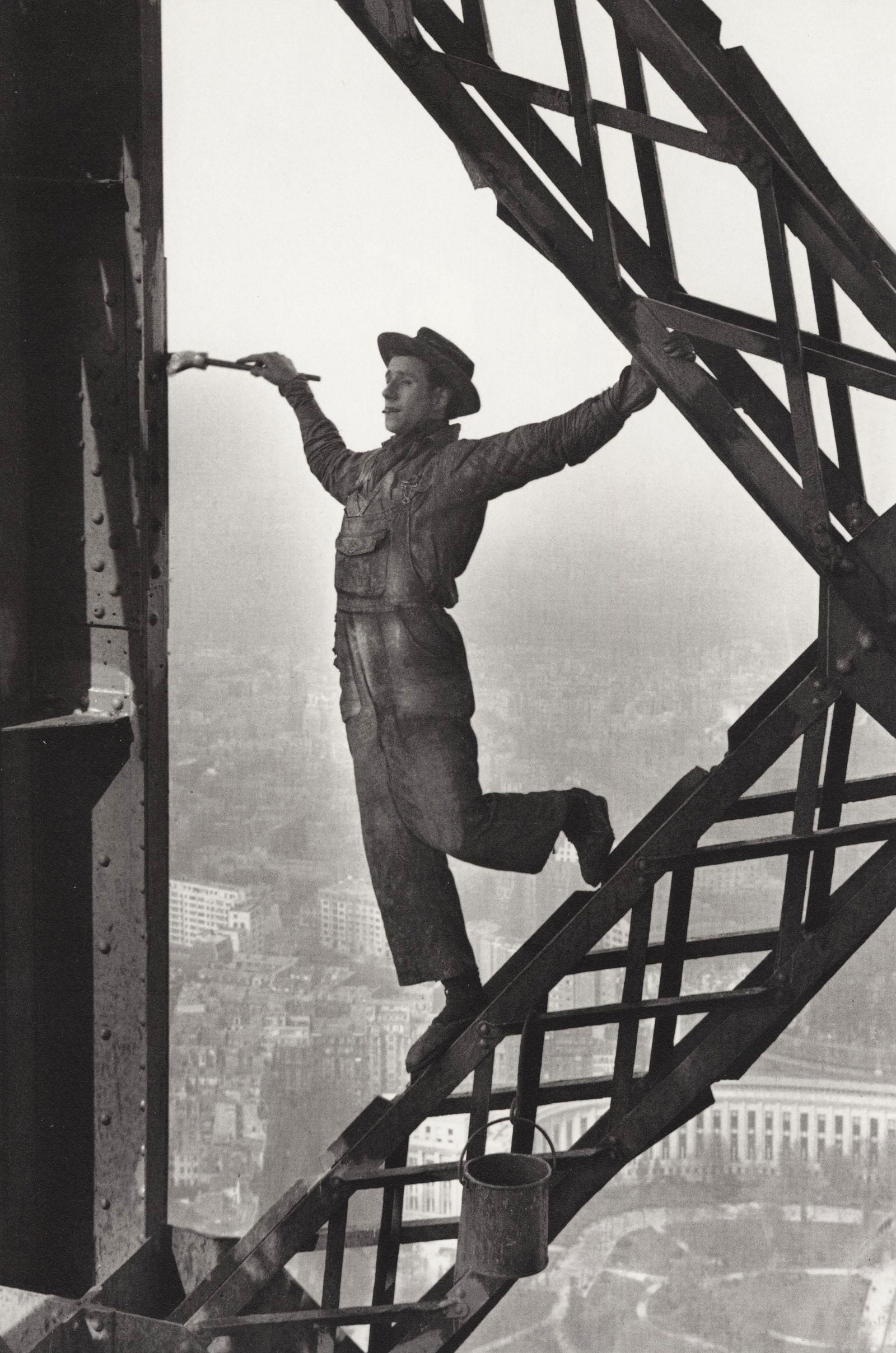 MARC RIBOUD - Painter of the Eiffel Tower, Paris - (1 of 1)