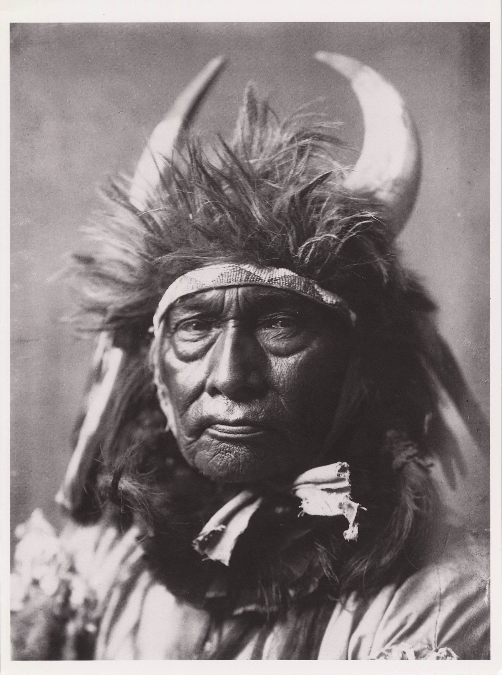 EDWARD S. CURTIS - Bull Chief, Crow - Original (1 of 1)