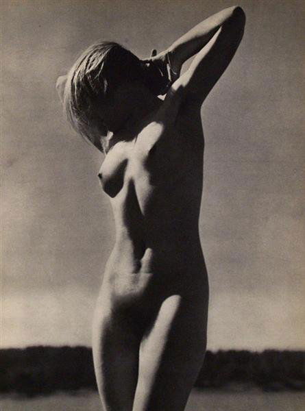 ANDREAS FEININGER (American) Vintage photogravure: Andreas Feininger (American, 1906 - 1999). "Nude #25". Vintage photogravure. c1935. Printed 1935. 12 5/16 x 8 3/4 in. (313 x 222 mm). [22631]