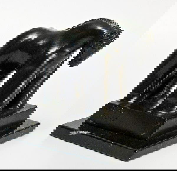 FERNANDO BOTERO [ATTRIB] (Columbian) Bronze sculpt: Fernando Botero [attrib] (Columbian, b.1932). "Caballo". Bronze sculpture with very dark brown patina. 1992. Edition of six. Inscribed "F. Botero" and dated "1992". Fine casting. Very good condition.