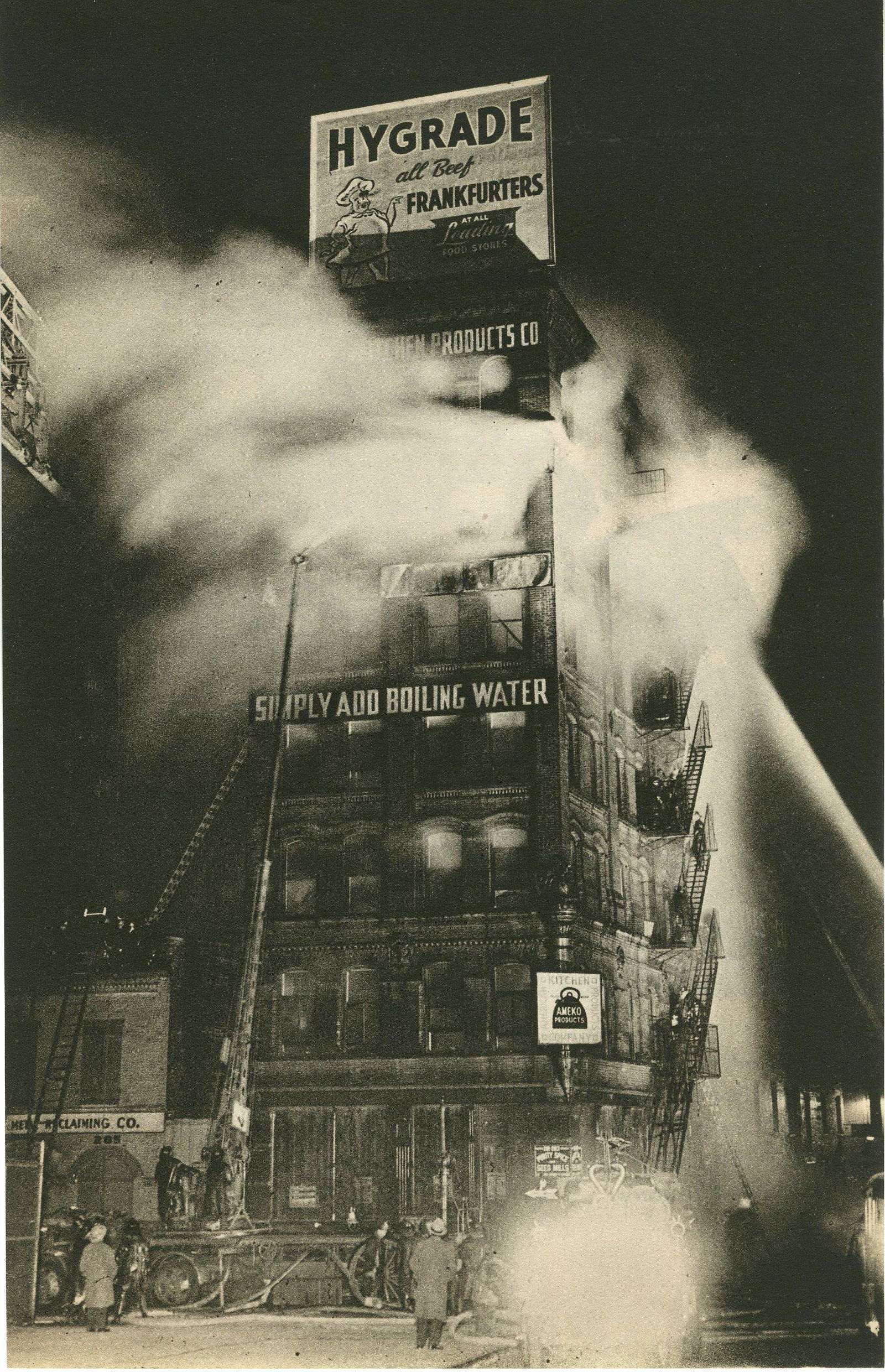 WEEGEE [arthur h. fellig] - Simply Add Boiling Water - Original vintage photogravure (1 of 1)