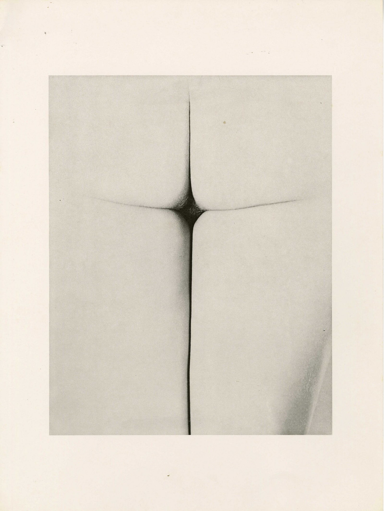 ERWIN BLUMENFELD - In Hoc Signo Vinces - Original photogravure (1 of 1)