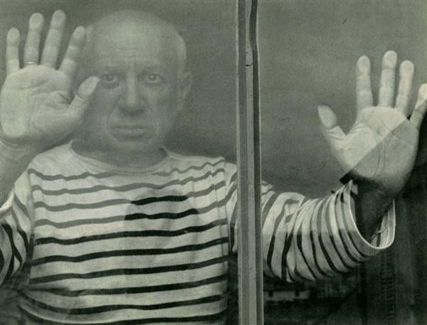 ROBERT DOISNEAU - Original vintage photogravure: Robert Doisneau (French, 1912-1994). "Picasso a Vallauris, 1952". Original vintage photogravure. 1952. Printed 1952. 6 3/4 x 8 7/8 in. (171 x 225 mm). [24914]