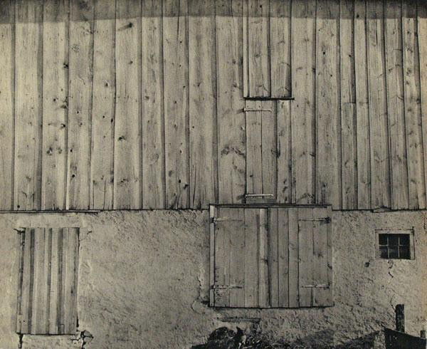 CHARLES SHEELER - Original vintage photogravure: Charles Sheeler (American, 1883 - 1965). "Side of White Barn [Bucks County, Pennsylvania]". Original vintage photogravure. 1915. Printed 1931. Small edition?. Cream wove paper. Fine condition. Provena