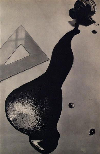 WILLY ZIELKE - Original vintage photogravure: Willy Zielke (German, 1902 - 1989). "Tinte". Original vintage photogravure. c1931. Printed 1931. 12 x 7 13/16 in. (305 x 198 mm). [23019]