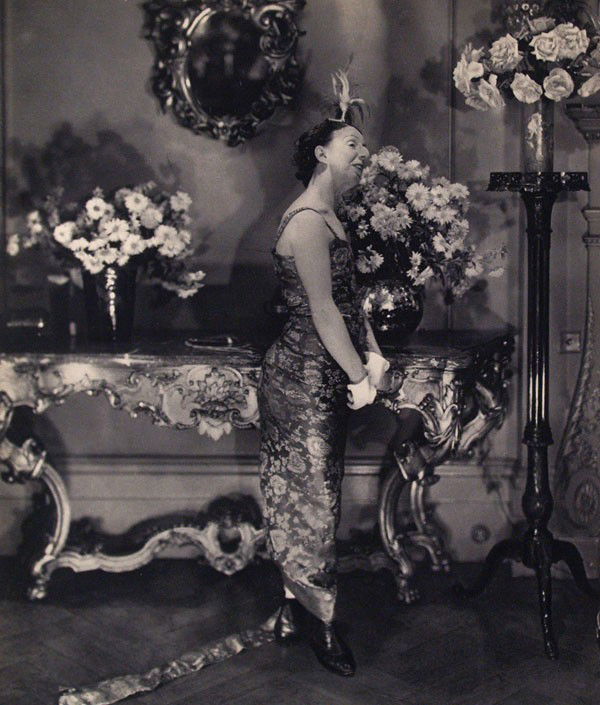 CECIL BEATON - Original vintage photogravure: Cecil Beaton (English, 1904 - 1980). "Nellie Wallace". Original vintage photogravure. c1931. Printed 1931. Image size: 10 5/8 x 9 in. (270 x 229 mm). [23014]