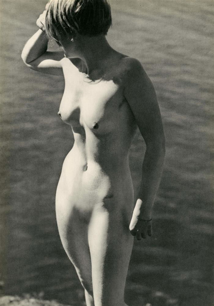 ANDREAS FEININGER - Original vintage photogravure: Andreas Feininger (American, 1906 - 1999). "Nude #008". Original vintage photogravure. c1936. Printed 1936. Image size: 14 x 9 7/8 in. (356 x 251 mm). [22674]