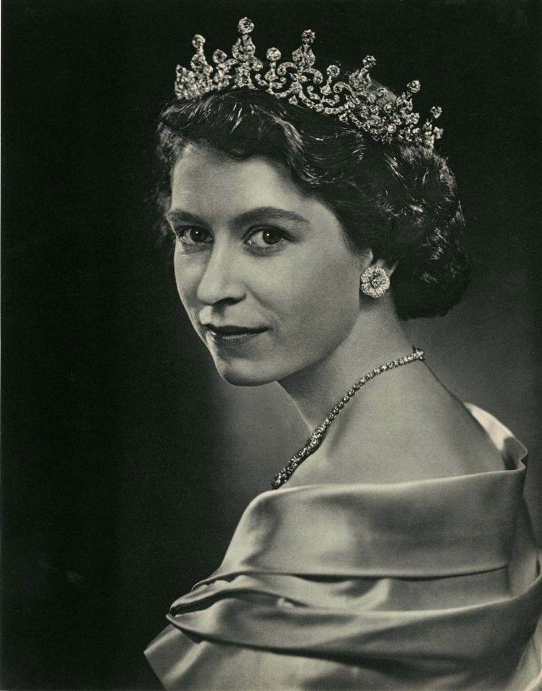 YOUSUF KARSH - Original vintage photogravure: Yousuf Karsh (Armenian/Canadian, 1908-2002). "Queen Elizabeth II". Original vintage photogravure. c1952. Printed 1959. Very good condition, save for one very small scuff in the image. Image size: 11 7