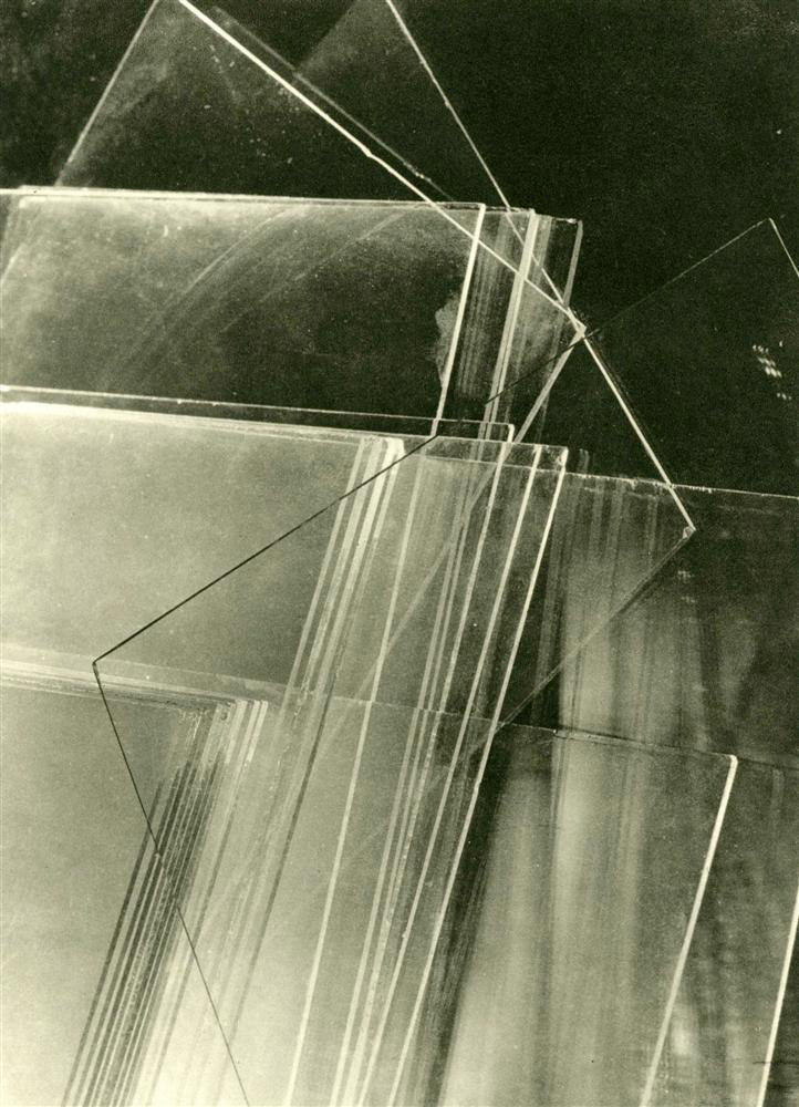 WILLY ZIELKE - Original vintage photogravure: Willy Zielke (German, 1902 - 1989). "Glas". Original vintage photogravure. c1930. Printed 1930. Ex-collection Jaled Muyaes, Mexico City. Image size: 9 1/2 x 7 1/16 in. (241 x 179 mm). [23248] {R100}