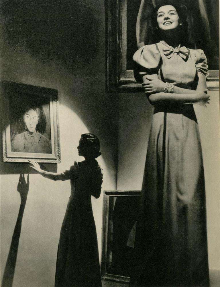 GEORGE PLATT LYNES - Original vintage photogravur: George Platt Lynes (American, 1907-1955). "Rosalind Russell". Original vintage photogravure. 1937. Printed 1937. Very good condition. For Harper's Bazaar, January, 1937. Image size: 9 3/8 x 7 3/16 in.