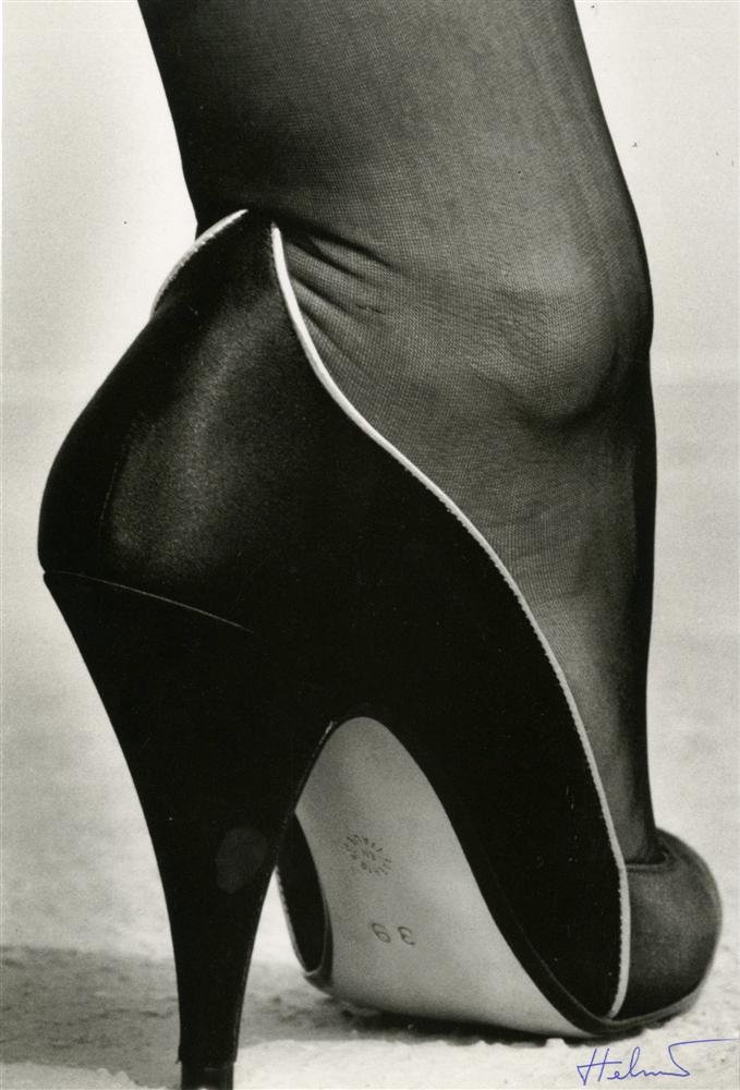 HELMUT NEWTON - Photolithograph: Helmut Newton (German/Australian, 1920-2004). "Shoe, Monte Carlo". Photolithograph. 1983. Printed 1995. Signed "Helmut" in pen, lower right. Fine, quality printing. Very good condition. Provenance: Th