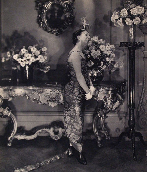 CECIL BEATON - Original vintage photogravure: Cecil Beaton (English, 1904 - 1980). "Nellie Wallace". Original vintage photogravure. c1931. Printed 1931. Image size: 10 5/8 x 9 in. (270 x 229 mm). [23014] {R100}