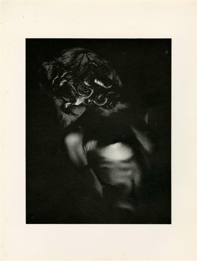 ERWIN BLUMENFELD - Original photogravure: Erwin Blumenfeld (German-American, 1897-1969). "Solarized Nude". Original photogravure. 1943. Printed later. Fine condition. Overall size: 15 3/4 x 11 13/16 in. (400 x 300 mm). Image size: 11 1/16 x 8